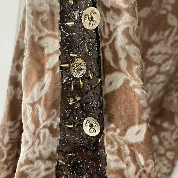 Sundance cocktail dress, velvet lace beaded. - Picture 6 of 8